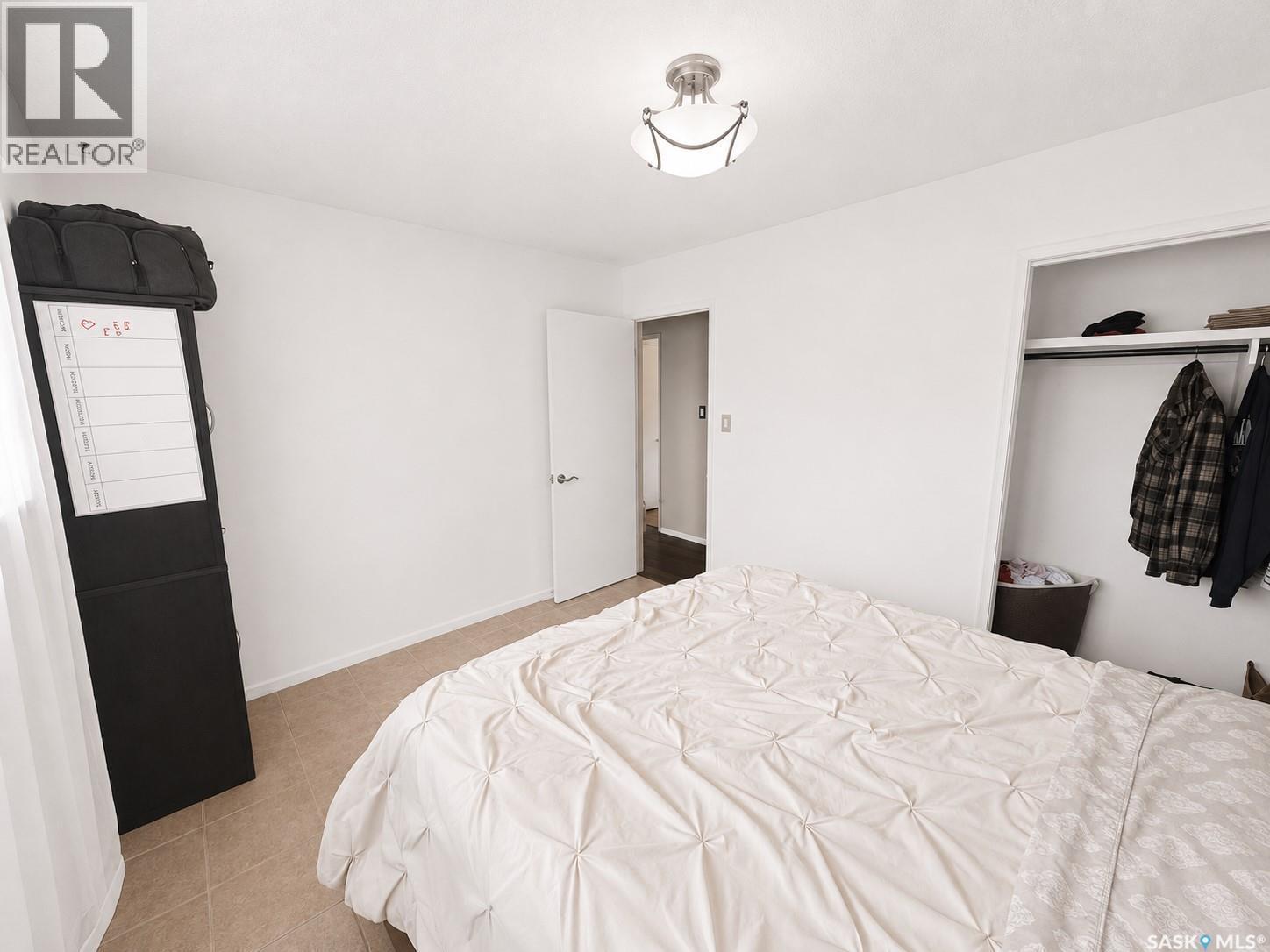 2145 37Th Street W, Saskatoon, SK