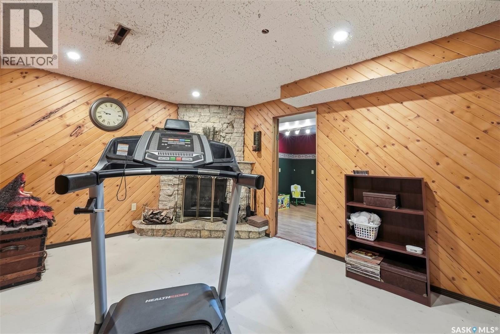 2145 37Th Street W, Saskatoon, SK