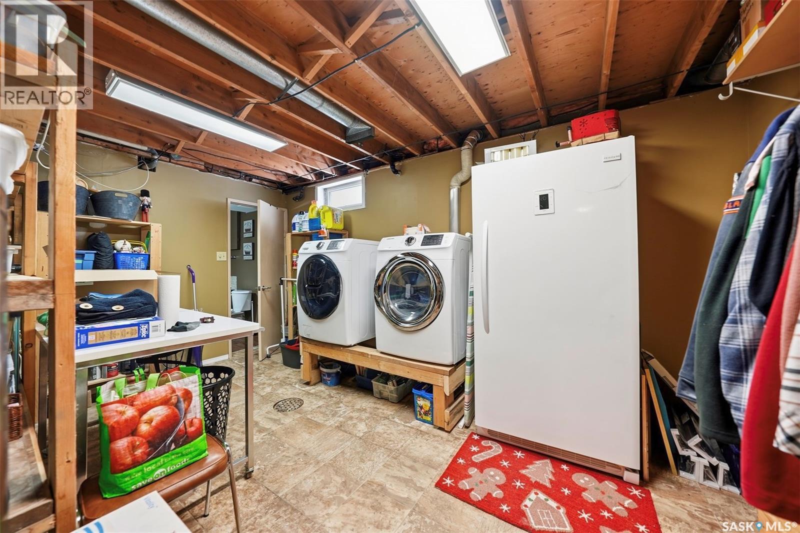 2145 37Th Street W, Saskatoon, SK