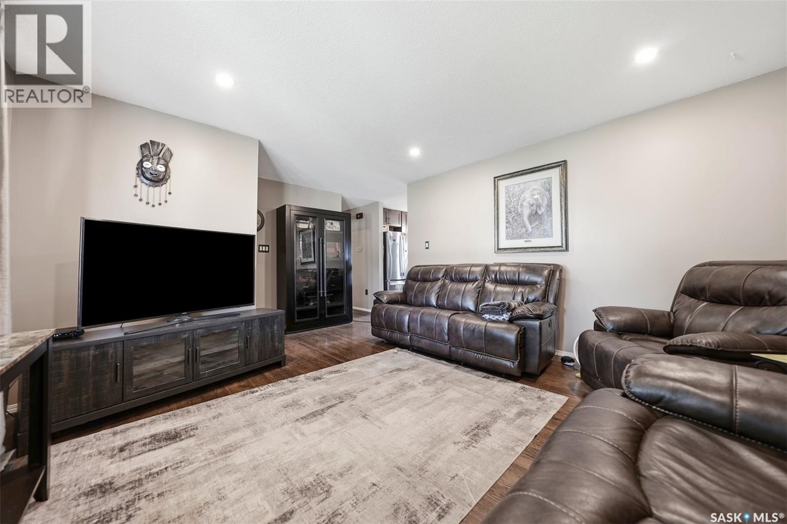 2145 37Th Street W, Saskatoon, SK