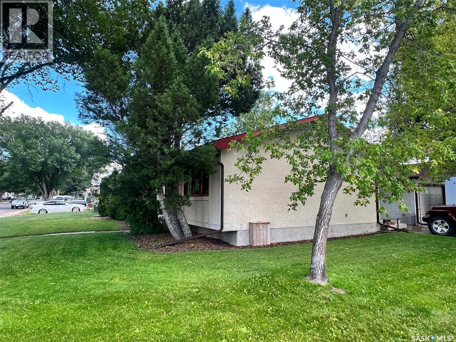 2145 37Th Street W, Saskatoon, SK