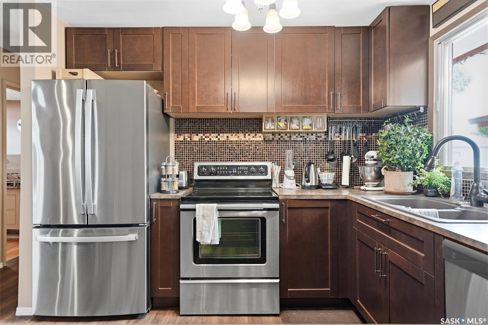 2145 37Th Street W, Saskatoon, SK