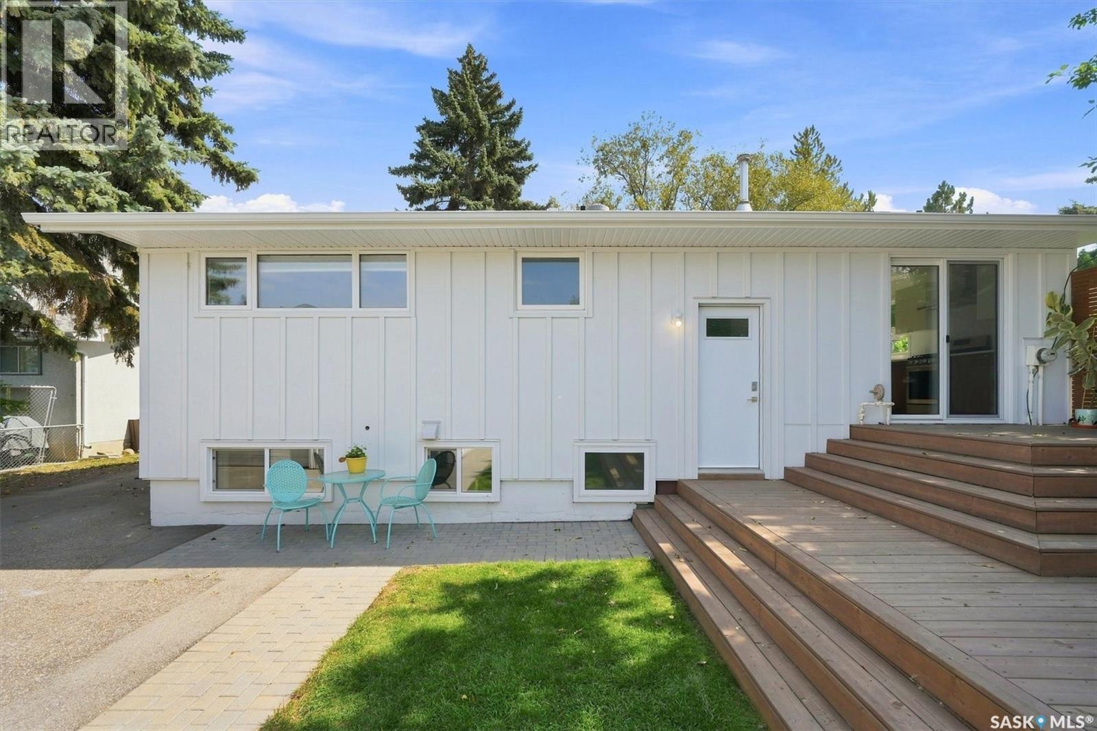 22 Brown Crescent, Saskatoon, SK