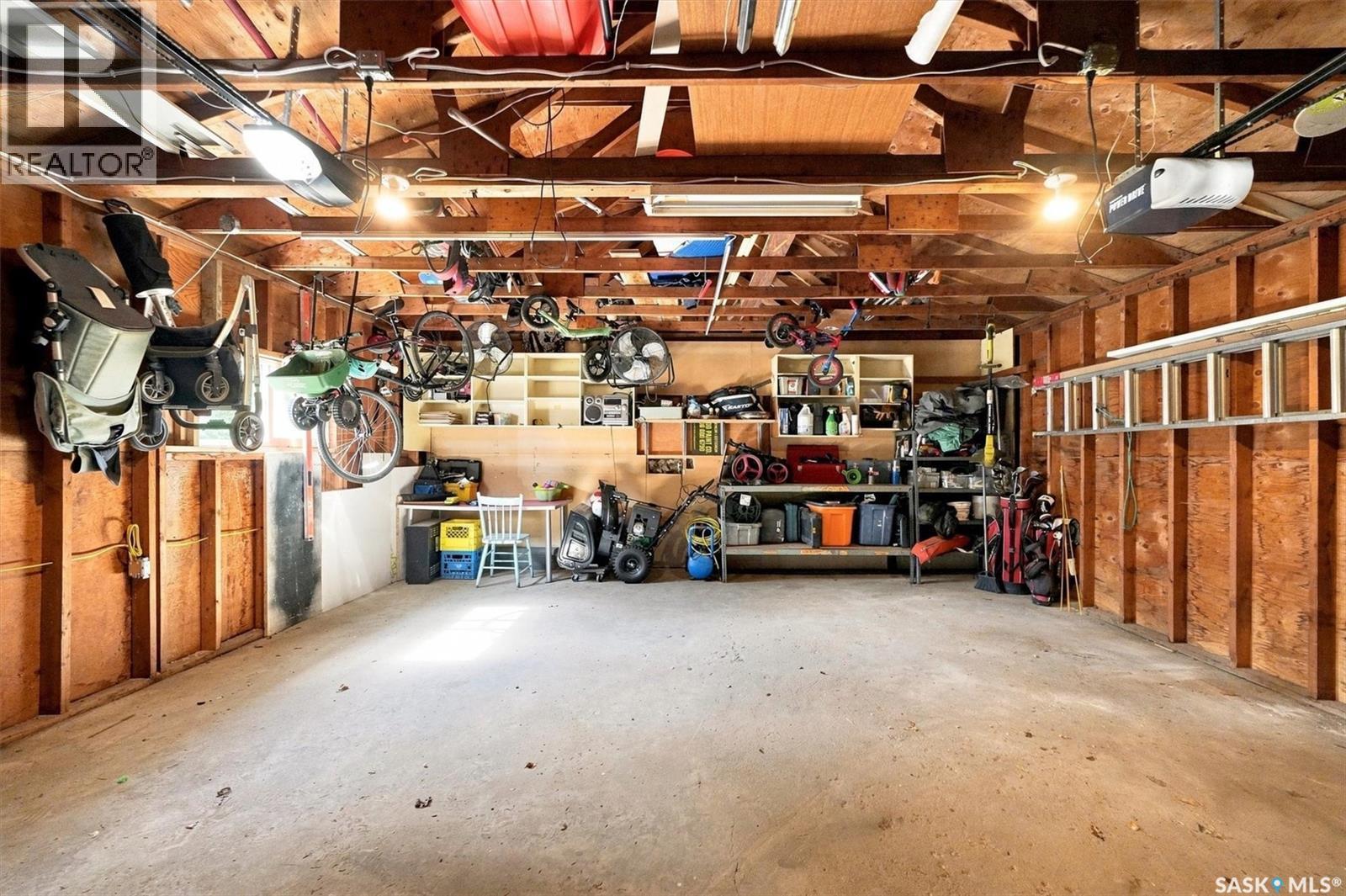 22 Brown Crescent, Saskatoon, SK