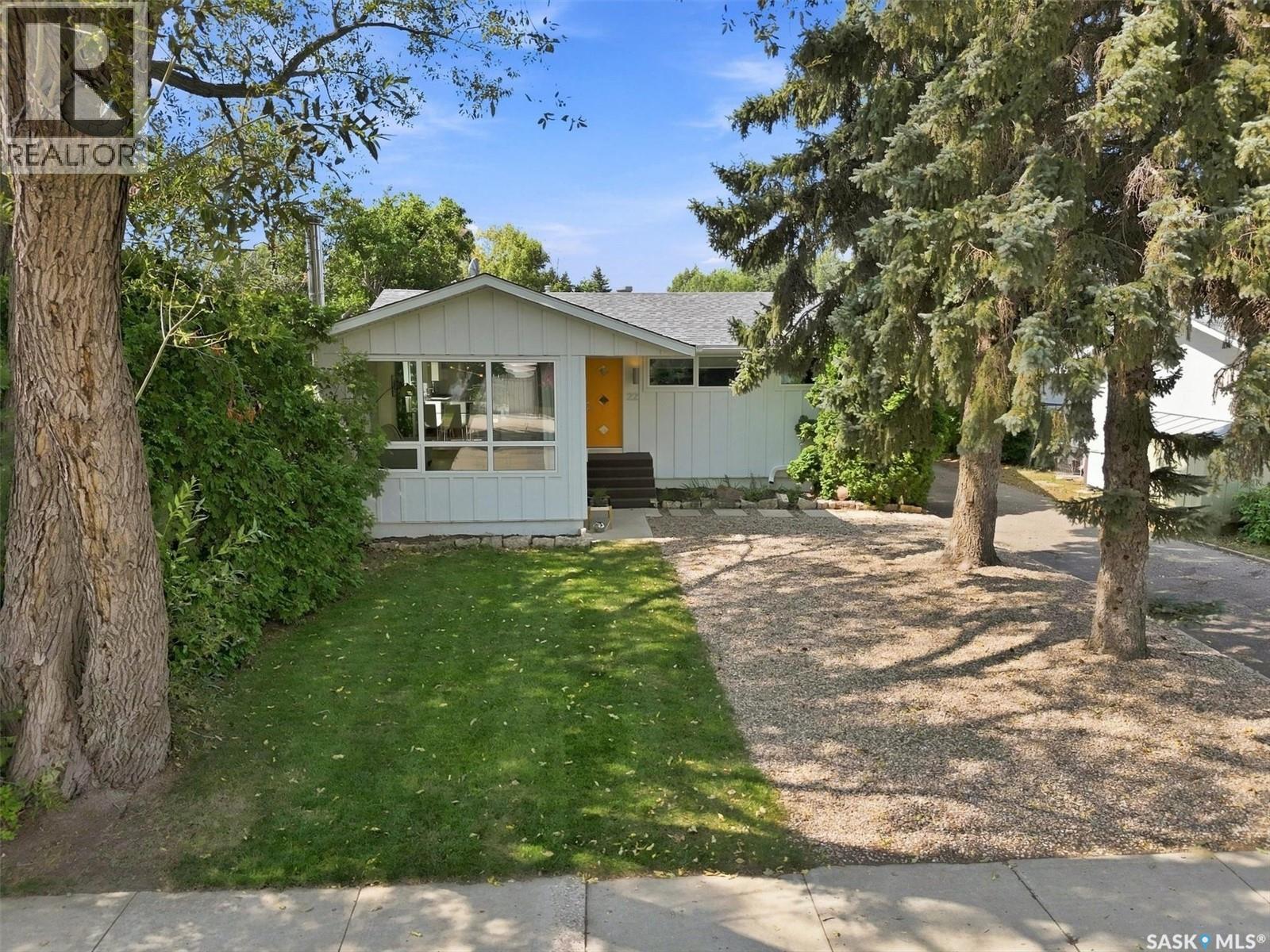 22 Brown Crescent, Saskatoon, SK