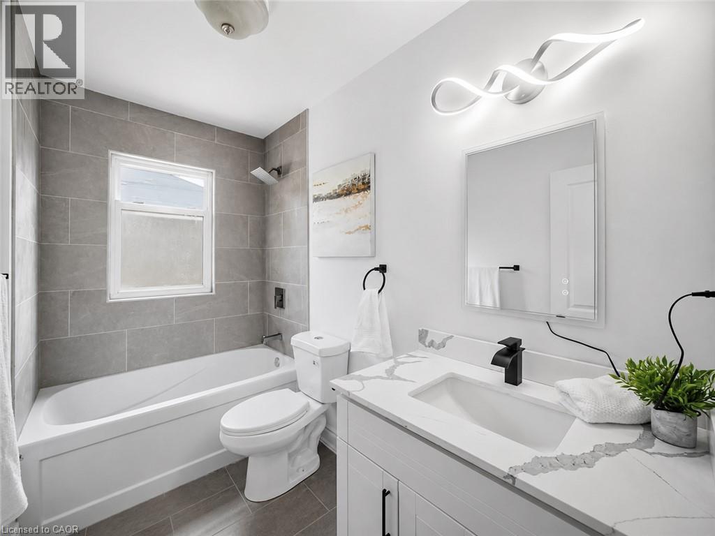627 Upper Sherman Avenue, Hamilton, ON
