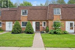 50 - 120 COUNTRY CLUB DRIVE Guelph (Victoria North), ON N1E 3K7