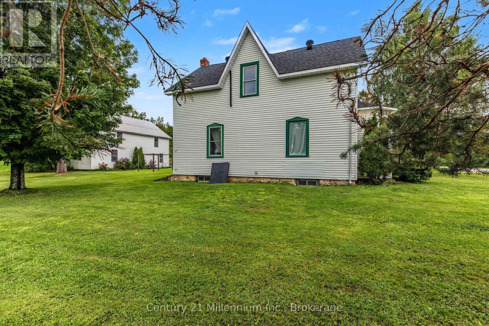 580283 Sideroad 60, Chatsworth, ON