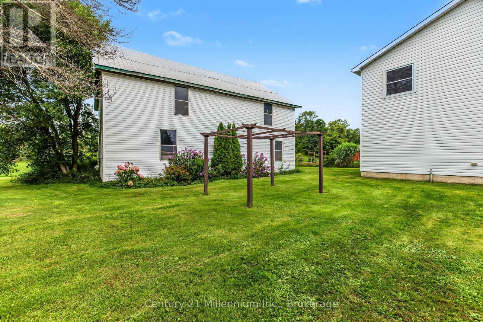 580283 Sideroad 60, Chatsworth, ON