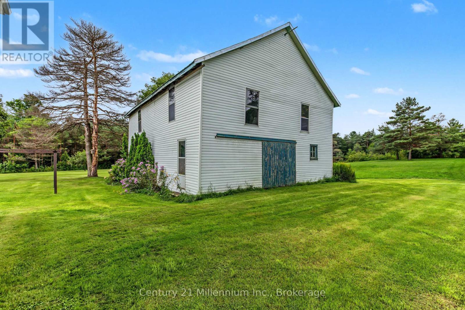 580283 Sideroad 60, Chatsworth, ON