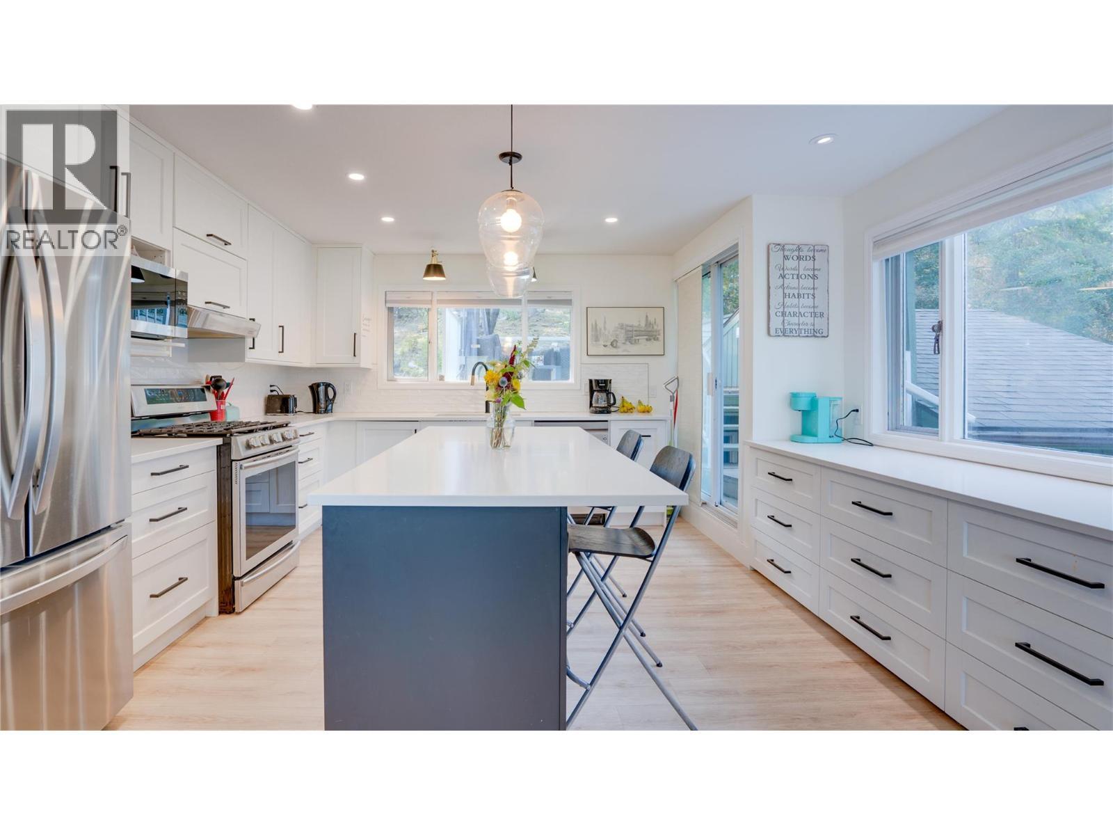 29 Preston Crescent, Enderby, BC