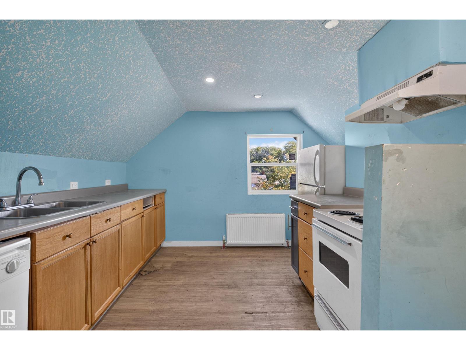 11327 89 St Nw, Edmonton, AB