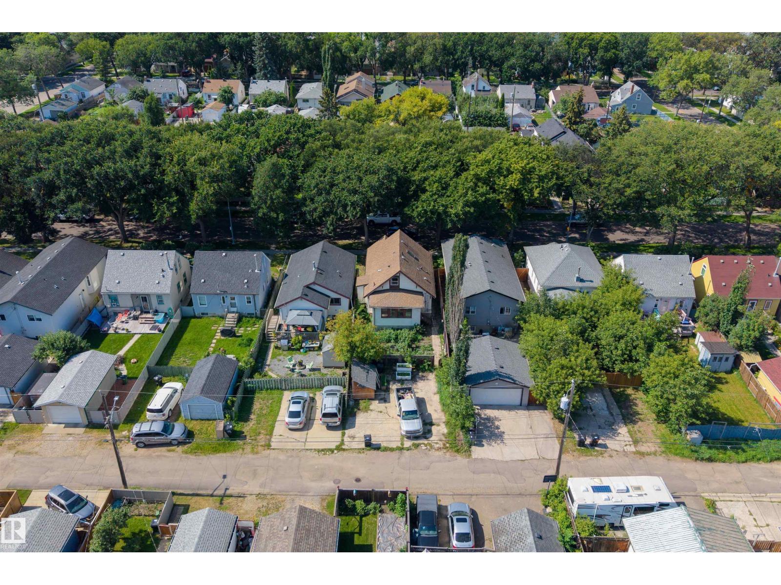 11327 89 St Nw, Edmonton, AB