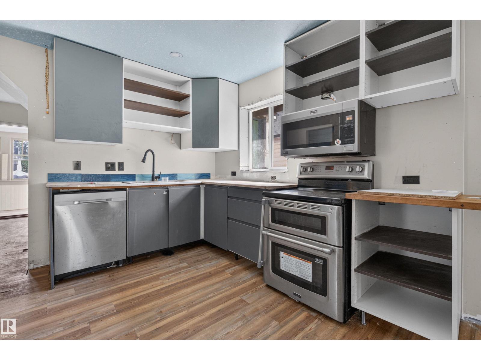 11327 89 St Nw, Edmonton, AB