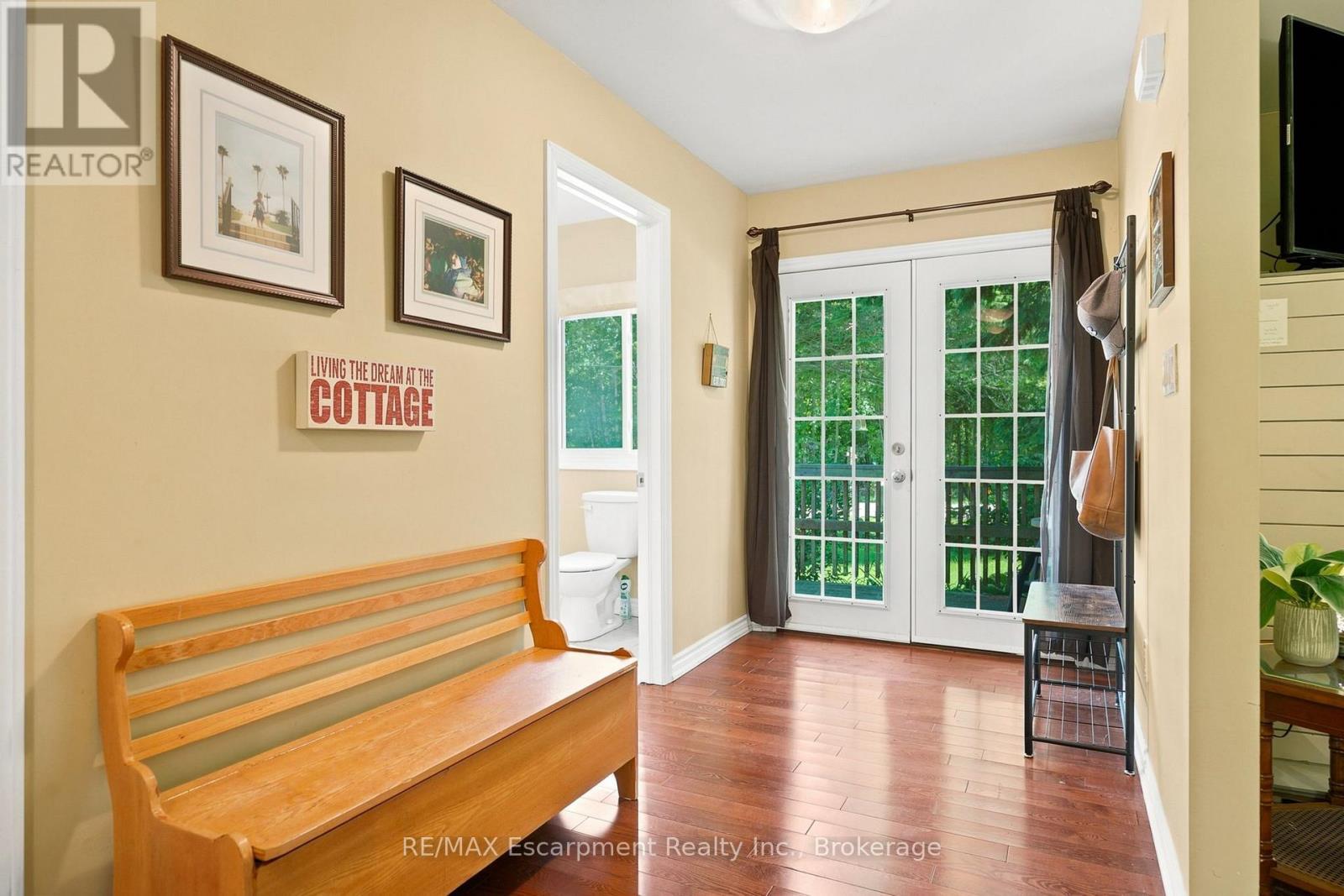 16 Hiawatha Road, Tiny, ON