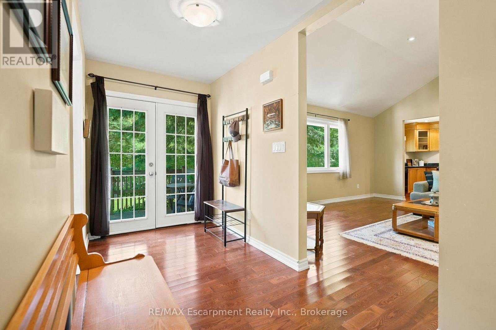 16 Hiawatha Road, Tiny, ON