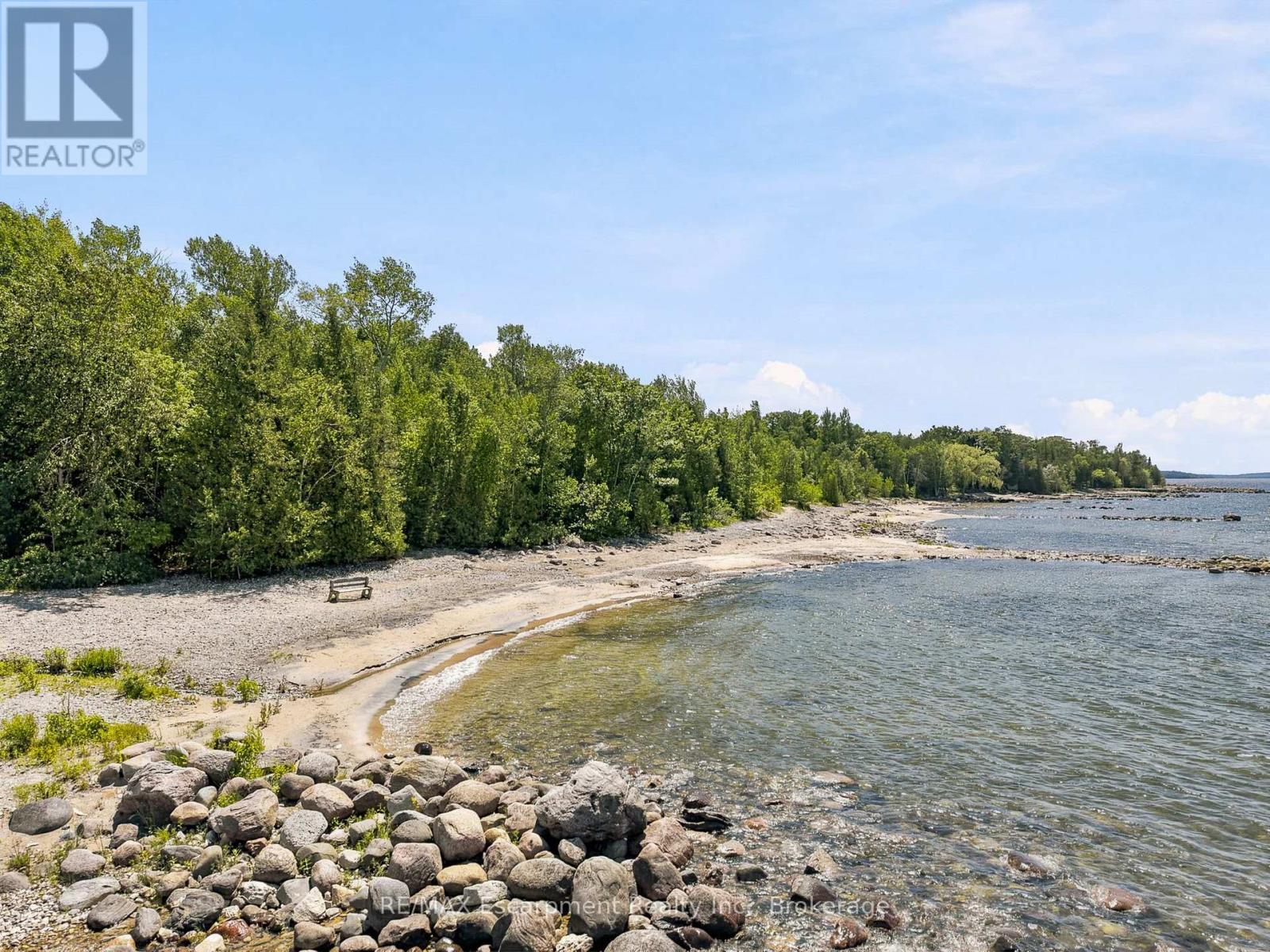 16 Hiawatha Road, Tiny, ON