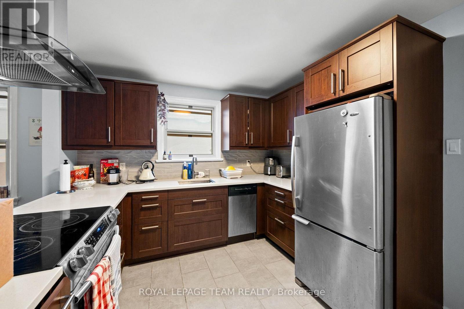331 Flora Street, Ottawa, ON