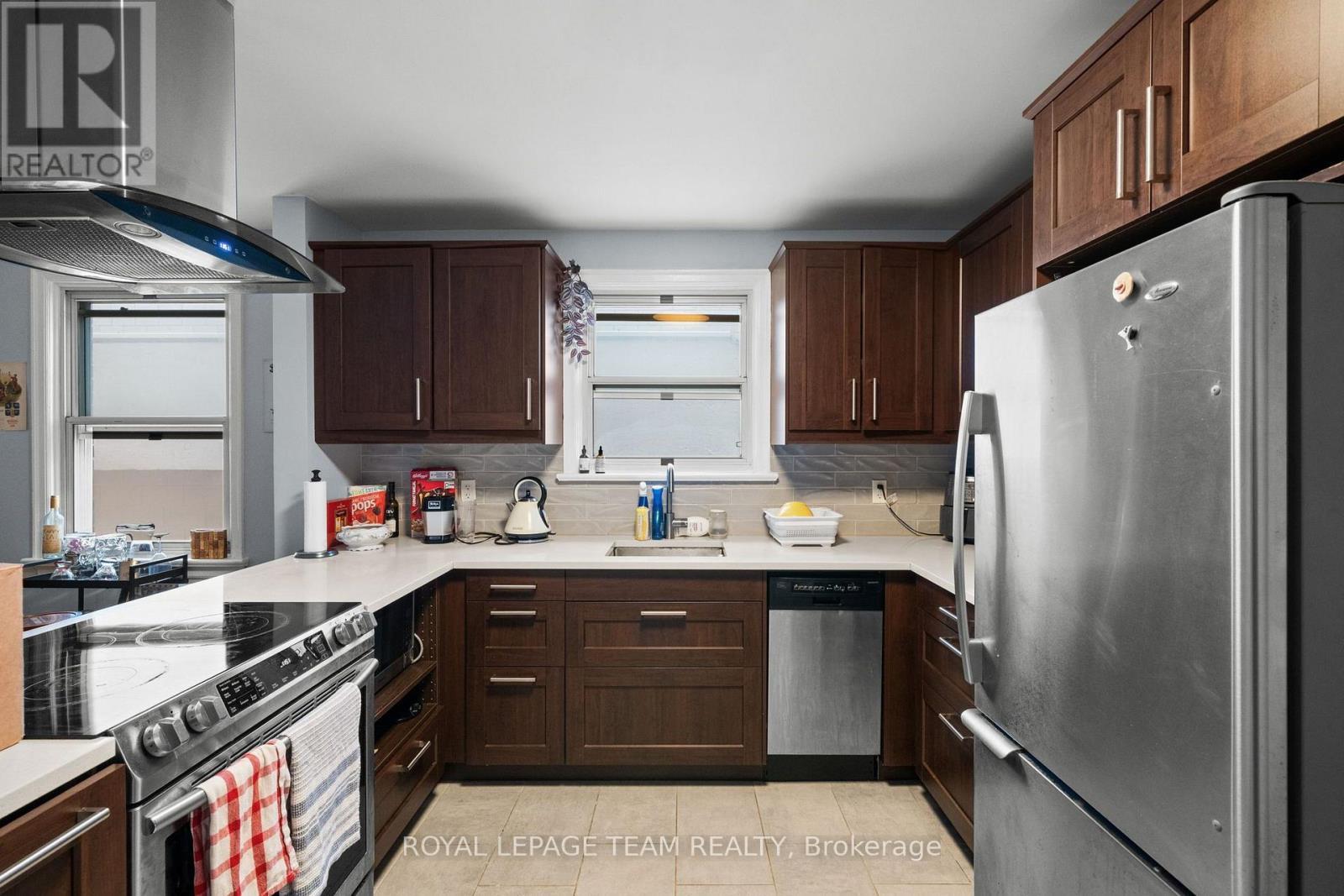331 Flora Street, Ottawa, ON