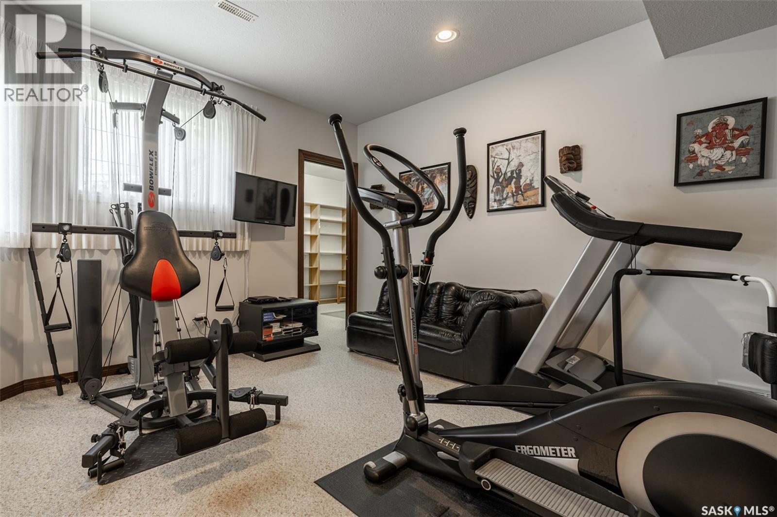 811 Braeside View, Saskatoon, SK