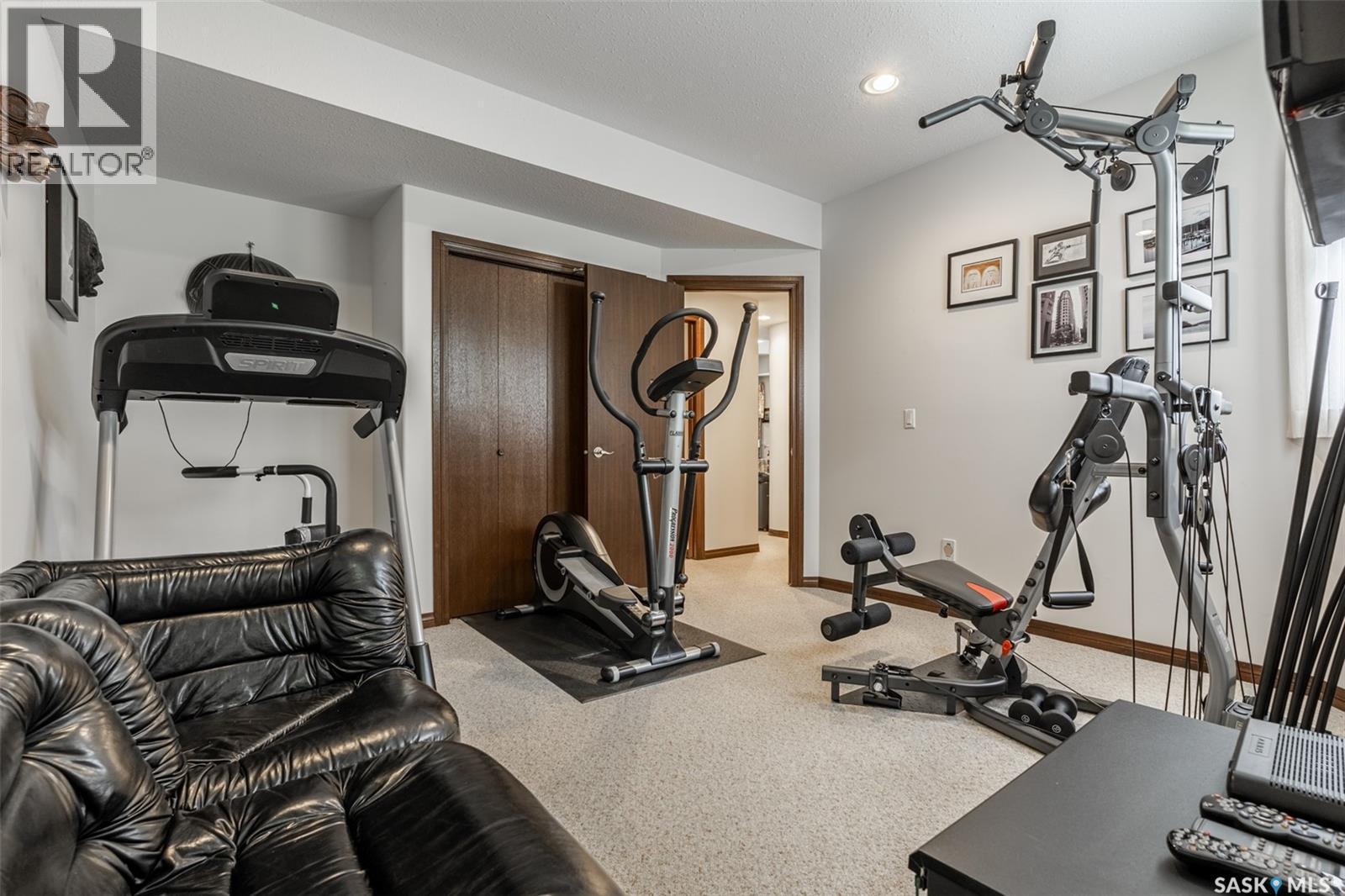 811 Braeside View, Saskatoon, SK