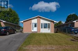 A - 818 ORPINGTON ROAD Peterborough (Otonabee Ward 1), ON K9J 7X5