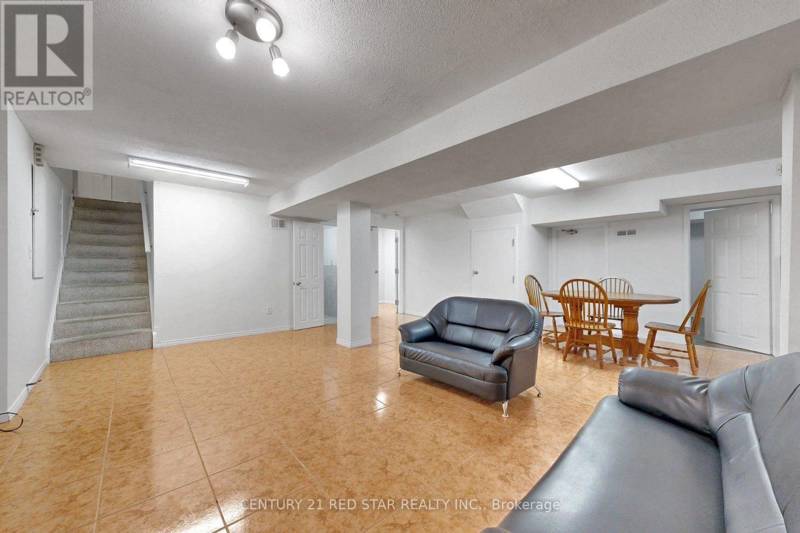 1082 Haydonbridge Court, Mississauga, ON
