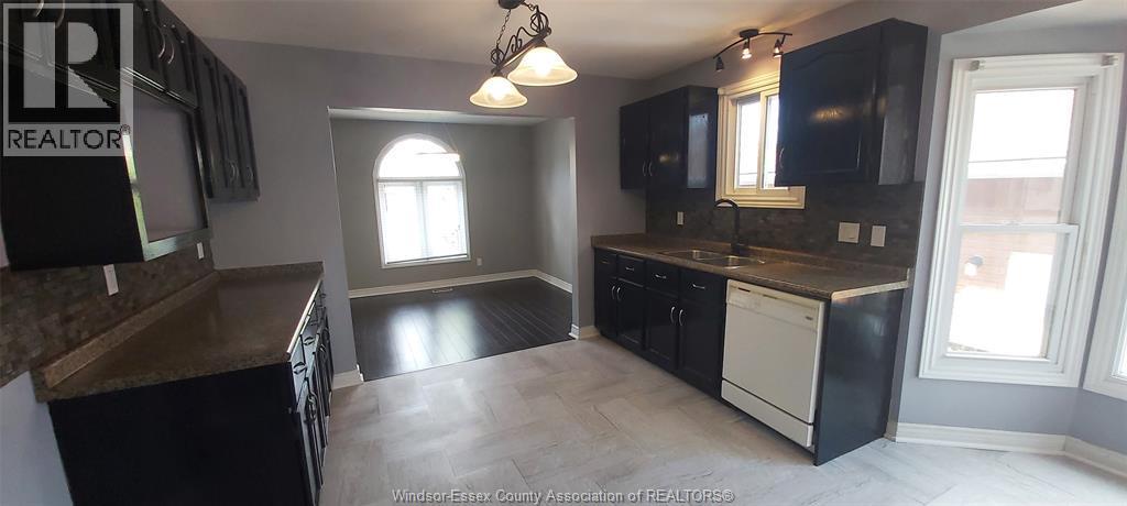 8339 Kingston Crescent, Windsor, ON