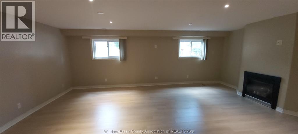 8339 Kingston Crescent, Windsor, ON