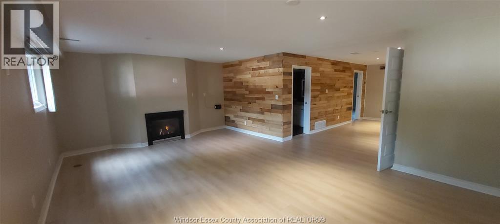 8339 Kingston Crescent, Windsor, ON