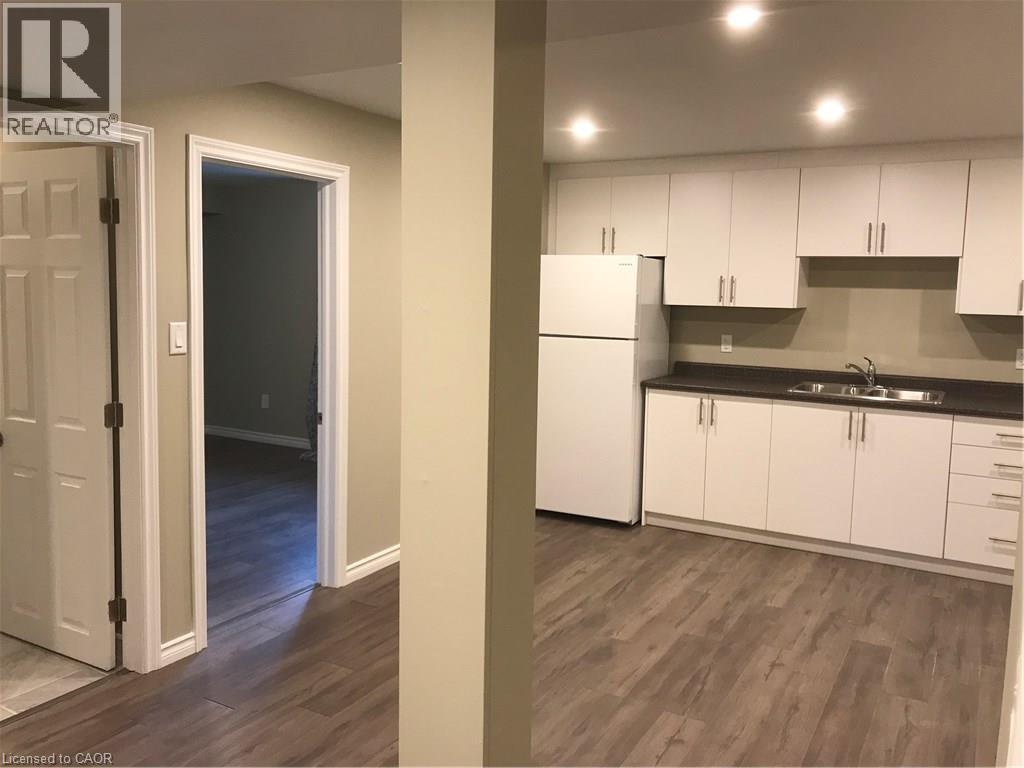 102 B Elmbank Trail, Kitchener, ON