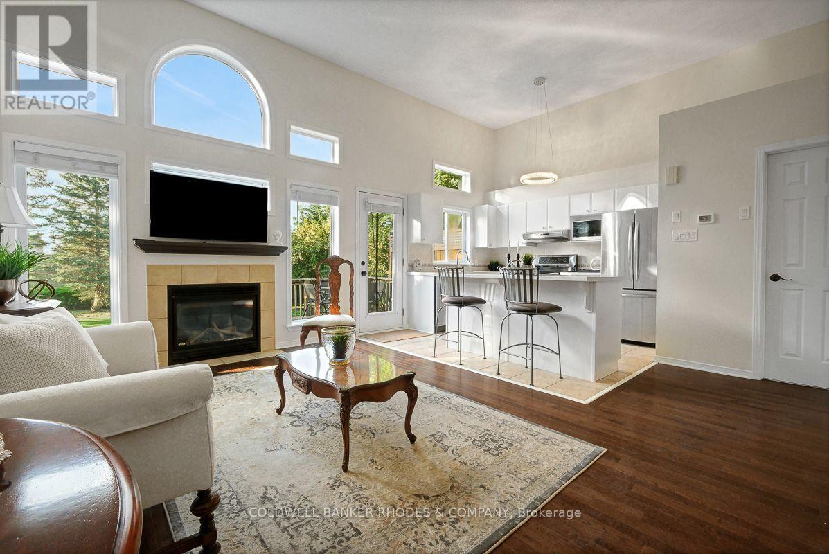 157 Gladeview Private, Ottawa, ON