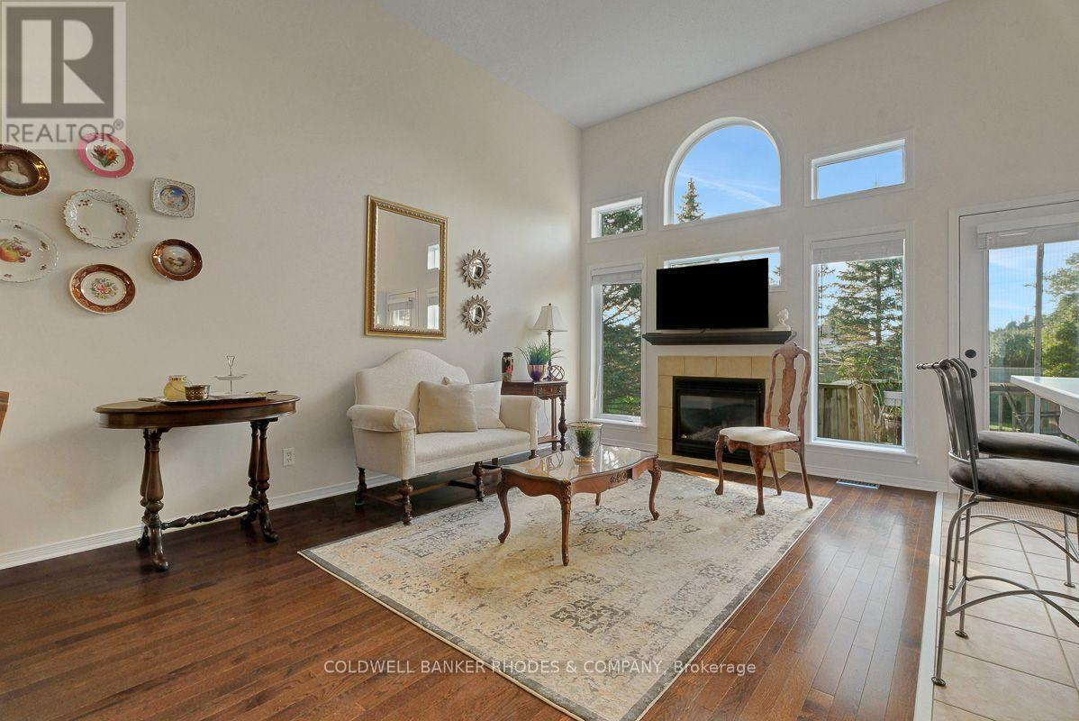 157 Gladeview Private, Ottawa, ON
