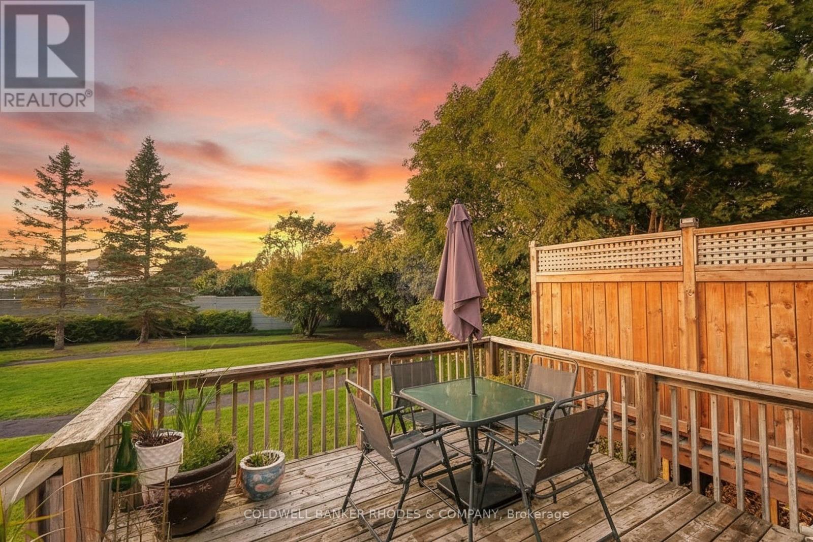 157 Gladeview Private, Ottawa, ON