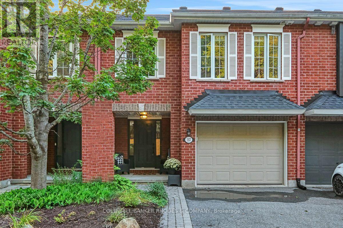 157 Gladeview Private, Ottawa, ON