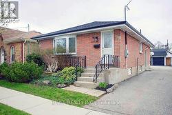 MAIN - 225 CHATHAM STREET Brantford, ON N3S 4H2
