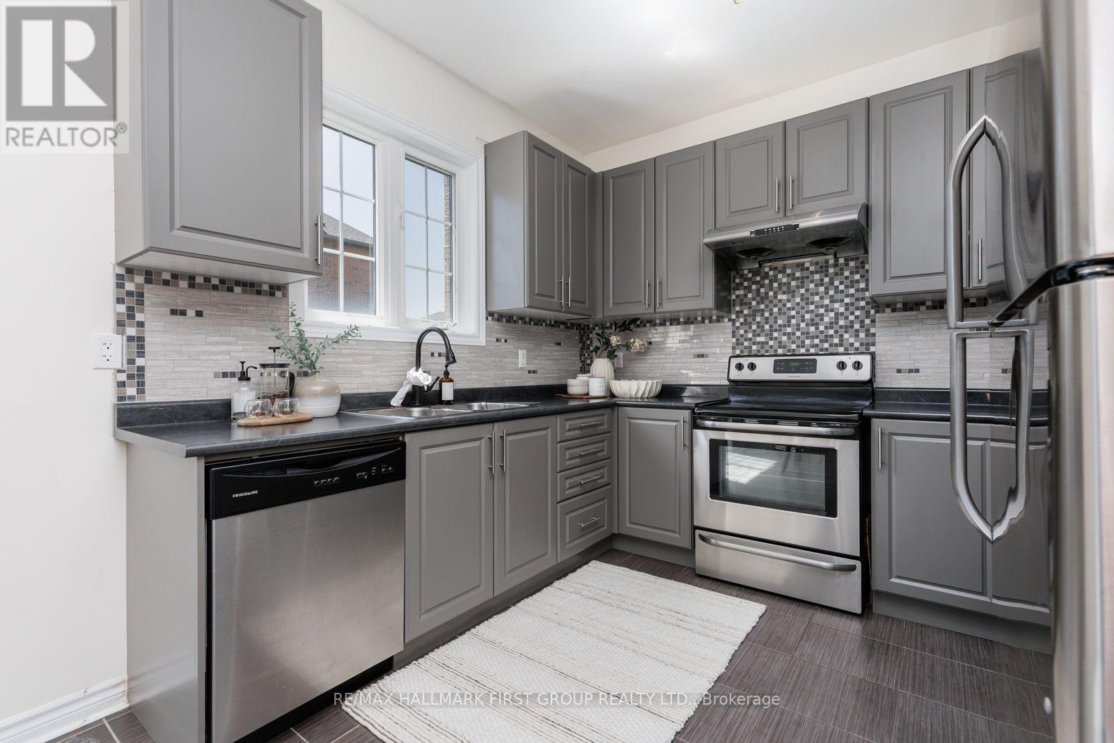 1 Cale Avenue, Clarington, ON