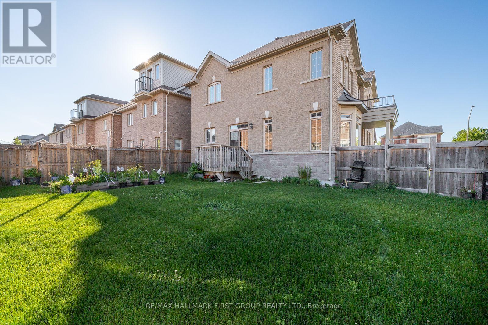 1 Cale Avenue, Clarington, ON