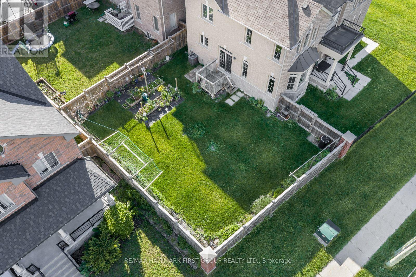 1 Cale Avenue, Clarington, ON