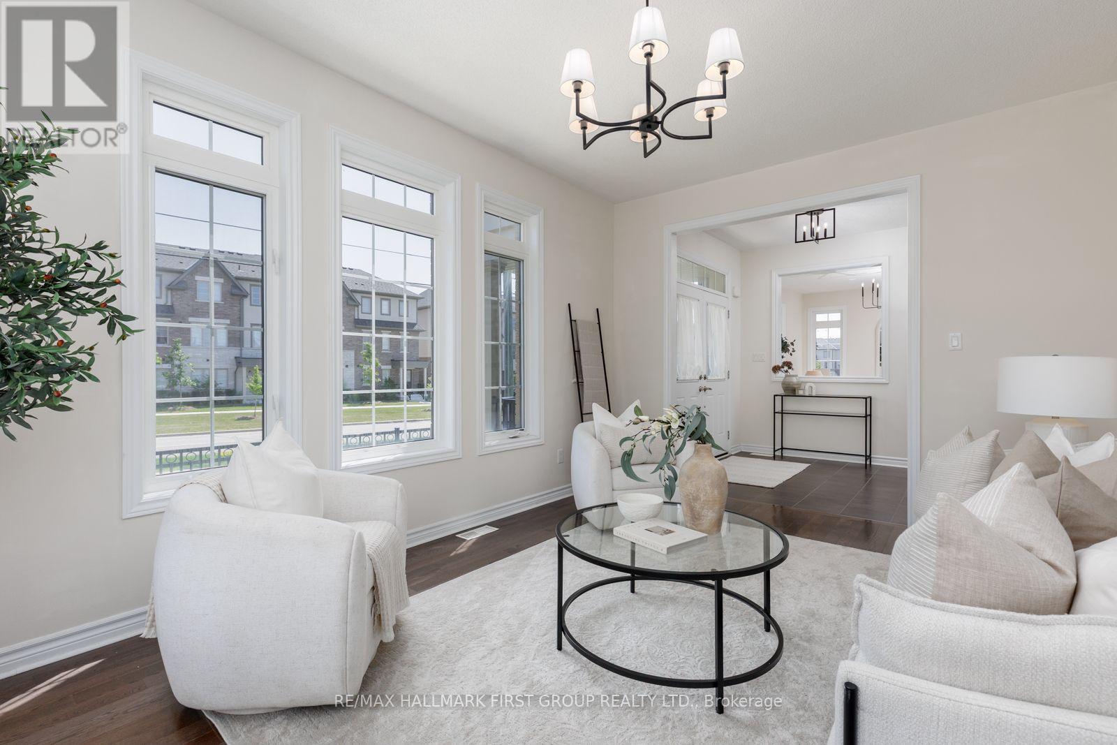 1 Cale Avenue, Clarington, ON