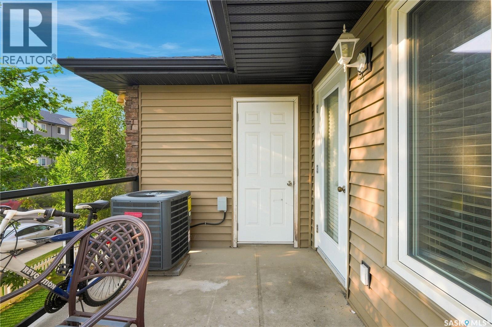 202 110 Shillington Crescent, Saskatoon, SK