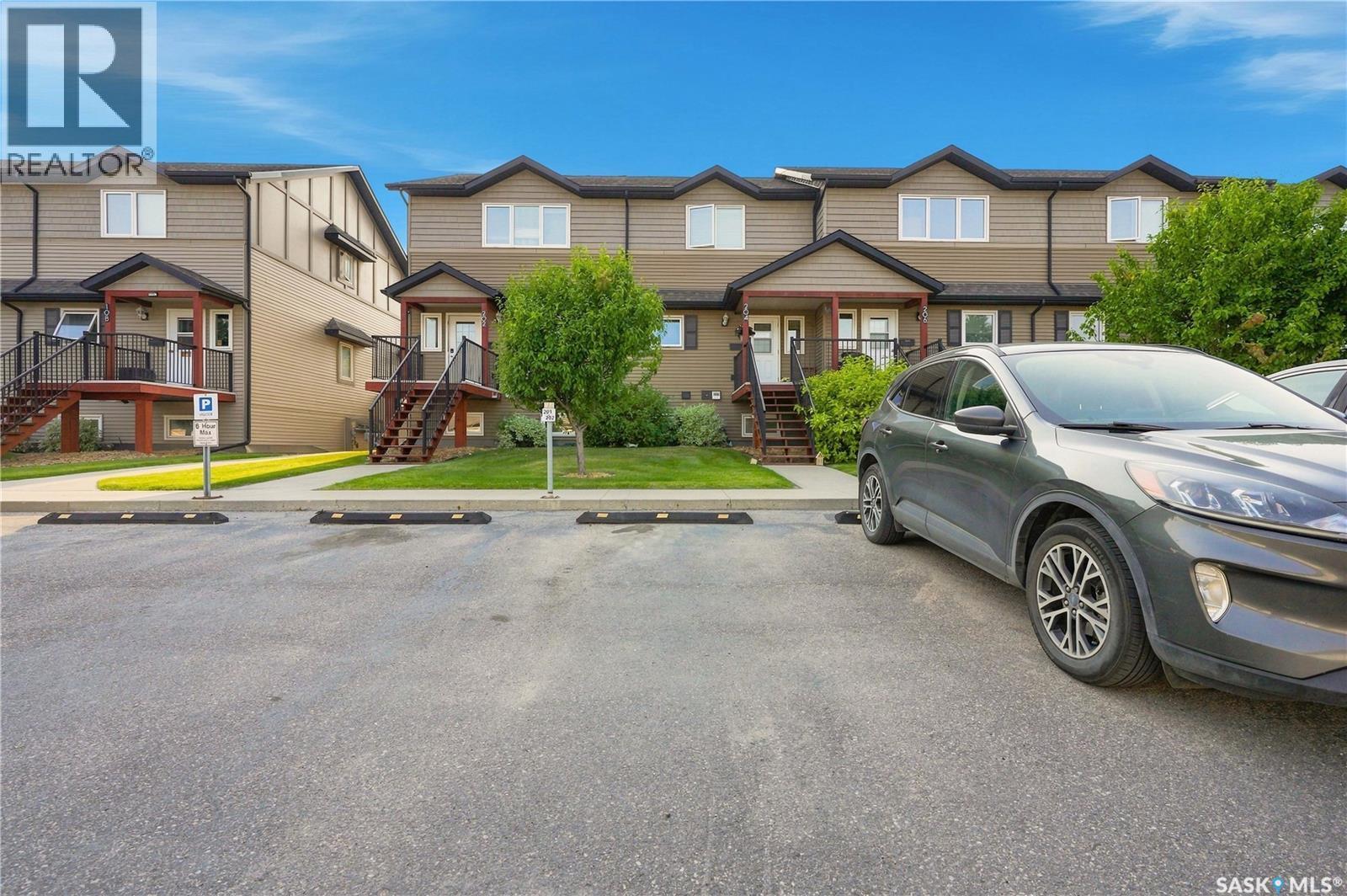 202 110 Shillington Crescent, Saskatoon, SK