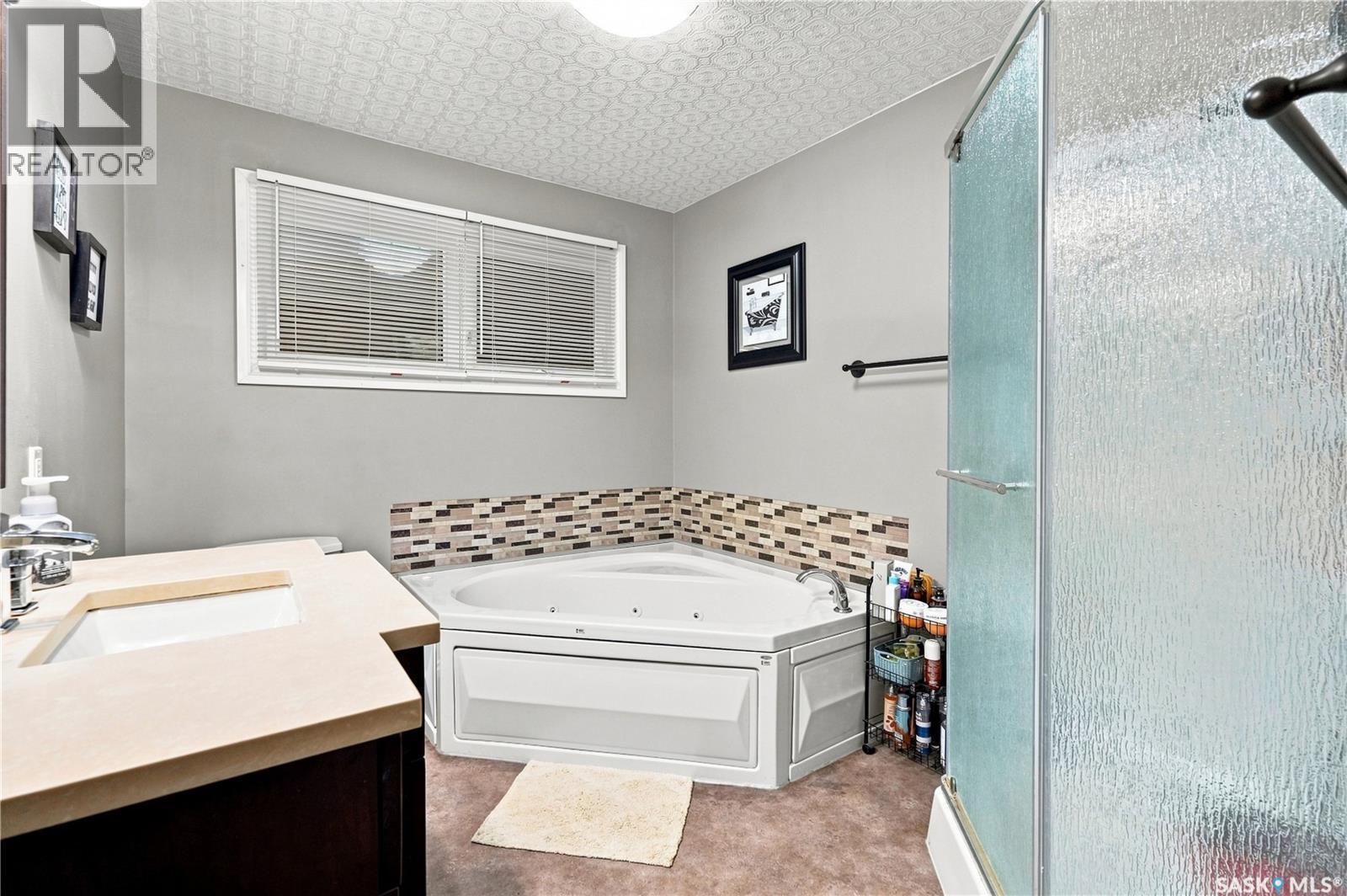 1312 King Crescent, Moose Jaw, SK