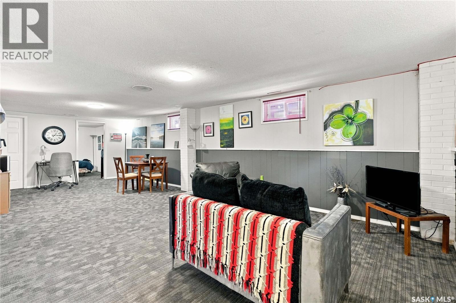 1312 King Crescent, Moose Jaw, SK