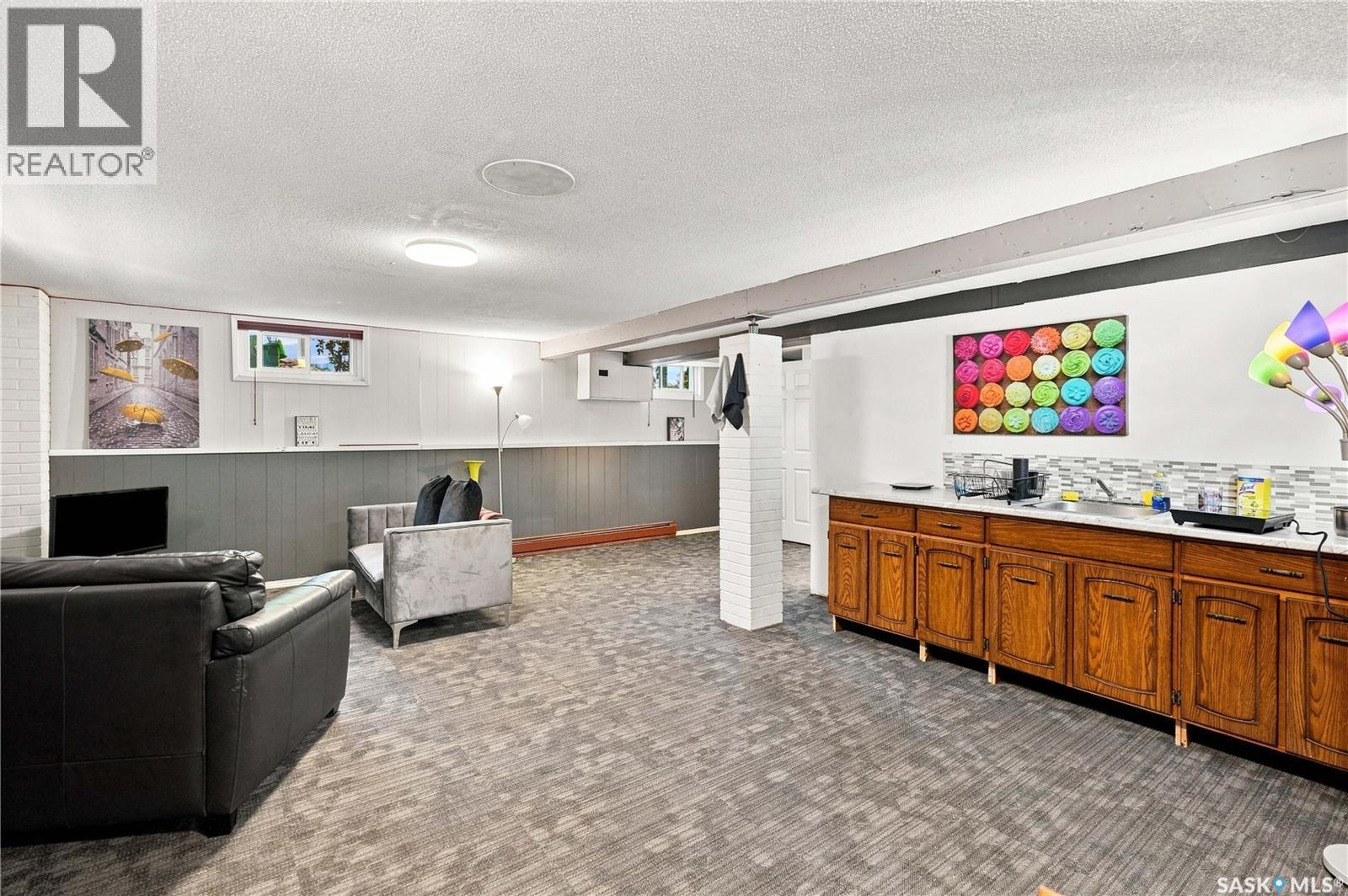 1312 King Crescent, Moose Jaw, SK