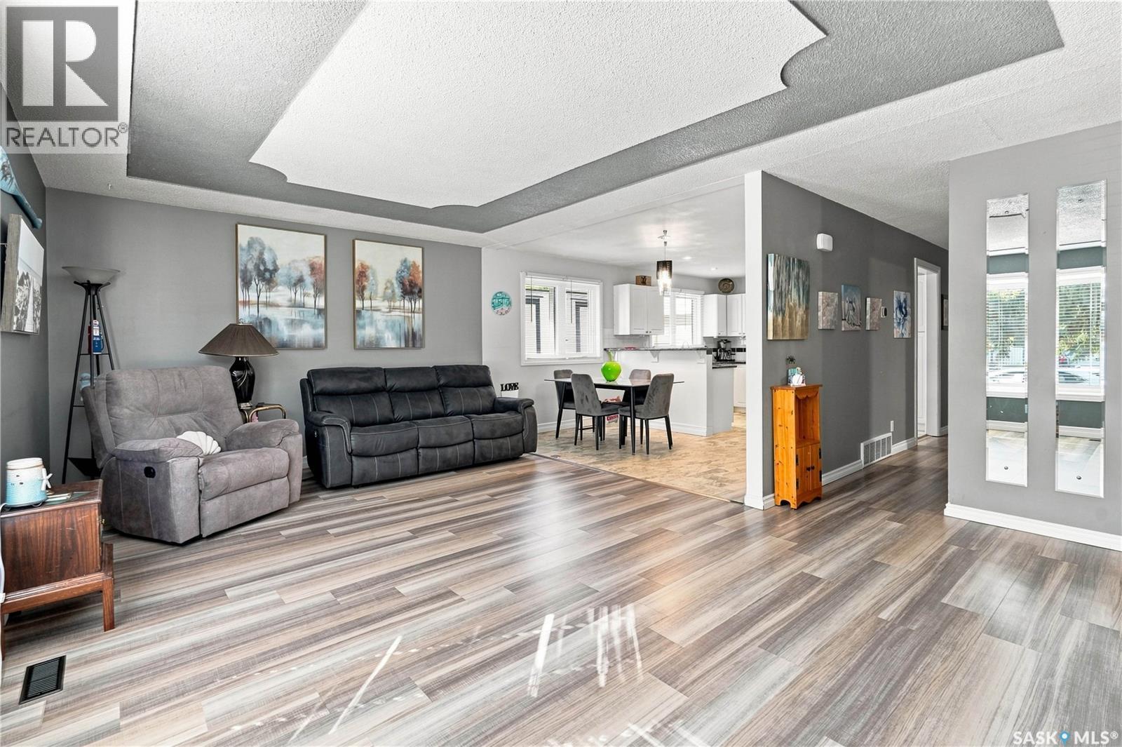 1312 King Crescent, Moose Jaw, SK