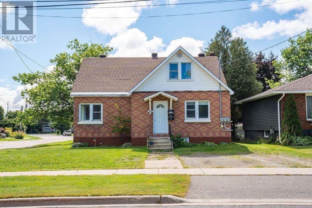 341 Devon Rd, Sault Ste. Marie, ON