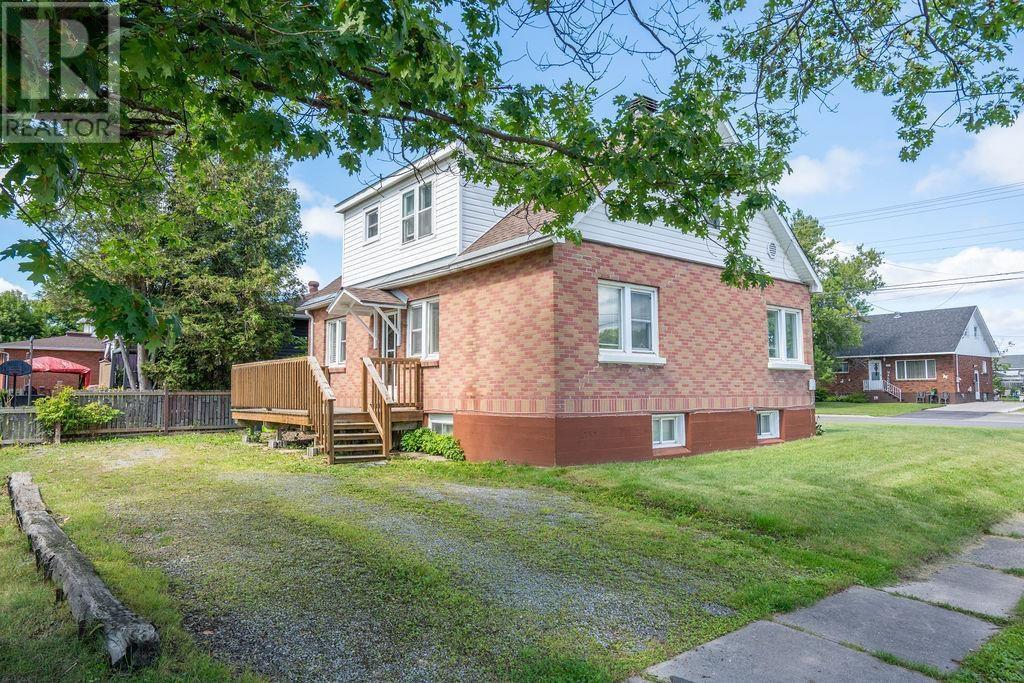 341 Devon Rd, Sault Ste. Marie, ON