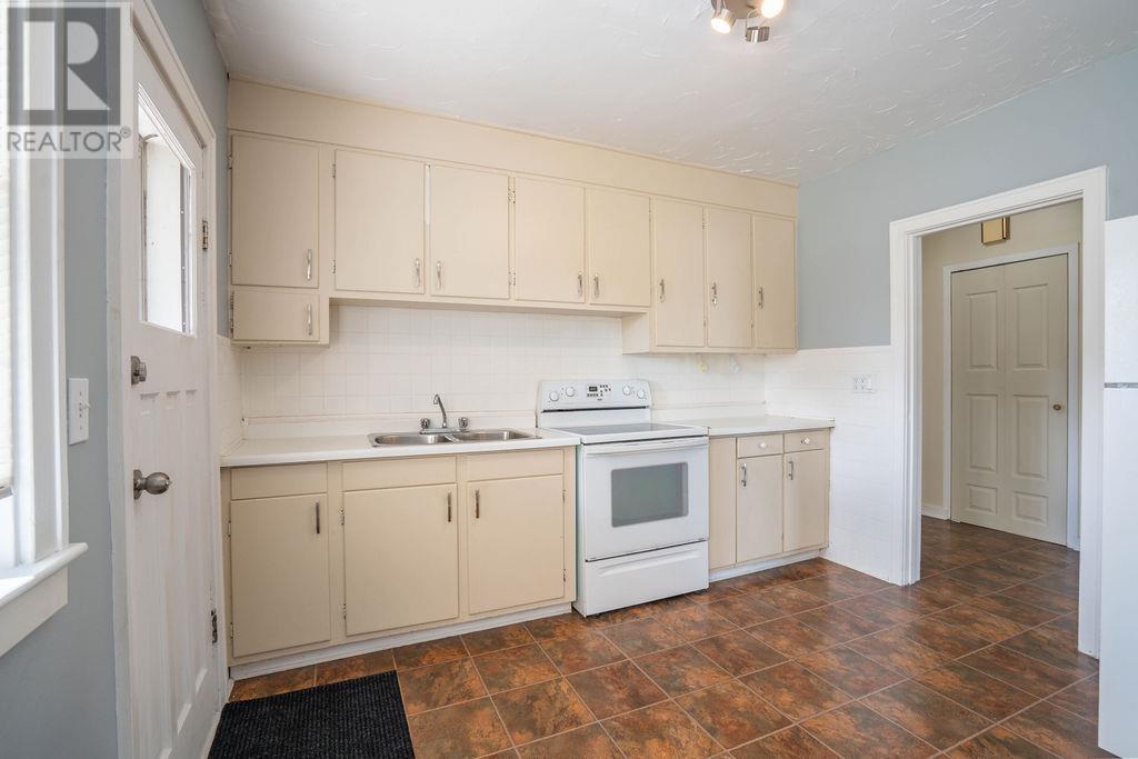 341 Devon Rd, Sault Ste. Marie, ON