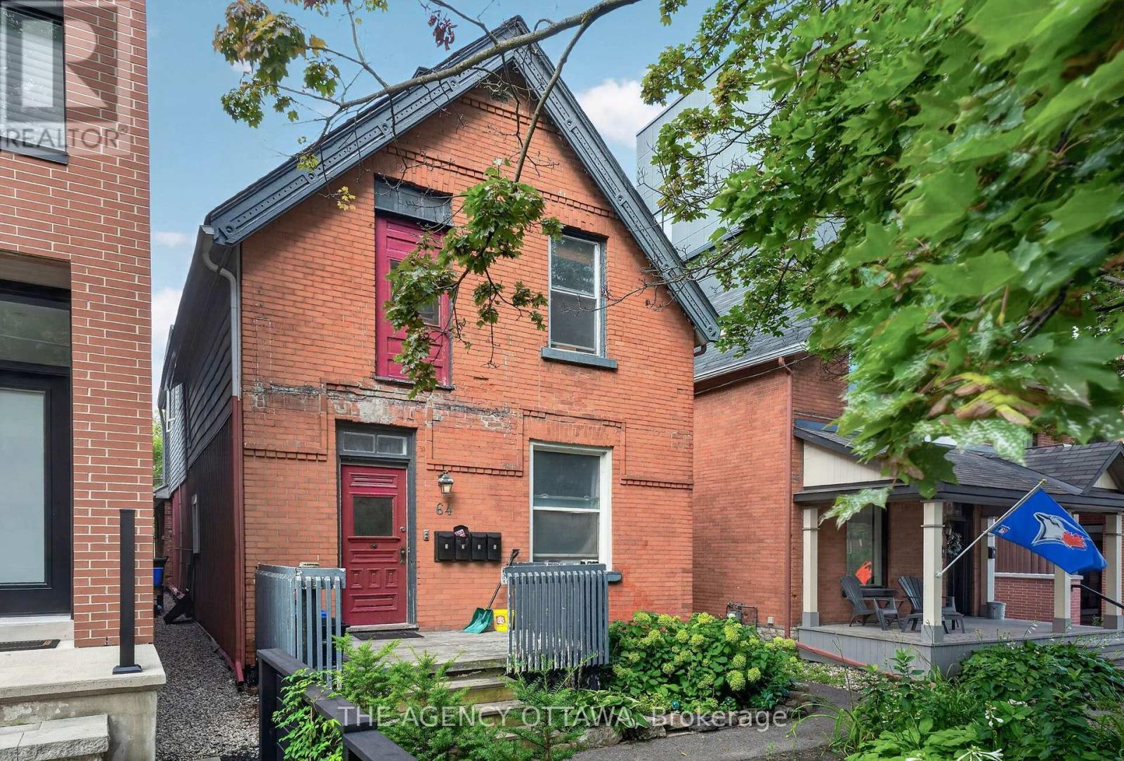 64 Bayswater Avenue, Ottawa, ON